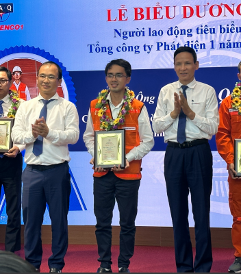 Nguyễn Quang Tín – Công ty cổ phần EVN Quốc tế  được vinh danh Người lao động tiêu biểu trong Tổng công ty Phát điện 1