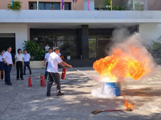Nâng cao ý thức và kỹ năng PCCC cho người lao động tại Công ty cổ phần EVN Quốc tế